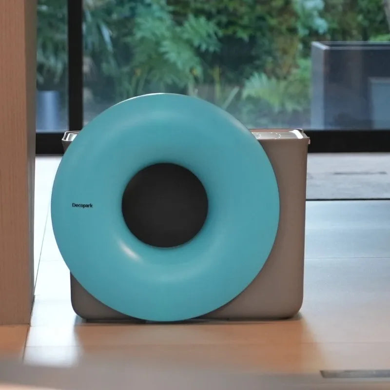 Large Cat Litter Box Semi-enclosed Doughnut Designed Prevent Spillage Deodorize Cat Toilet Pet Products Cleaning Accessories
